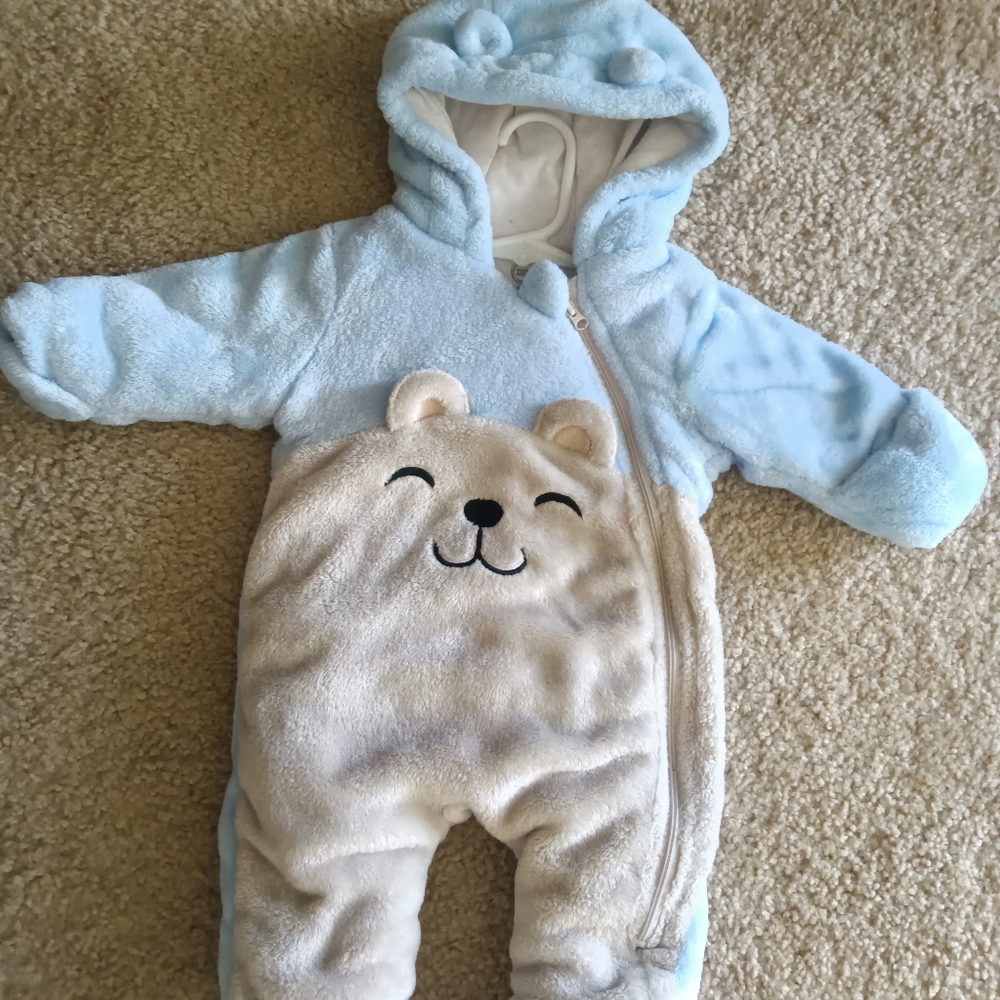 Infant clothing